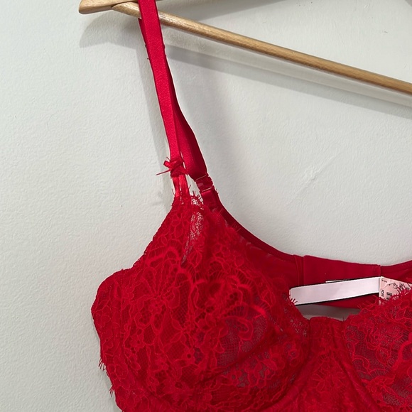 Victoria’s Secret Dream Angels Push-up Without Padding - Picture 2 of 8